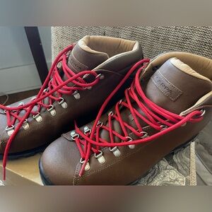 Men’s Scarpa hiking boots